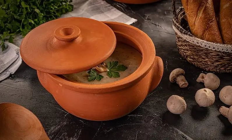https://www.egourd.com/wp-content/uploads/2023/10/3.-clay-pot-cooking.webp